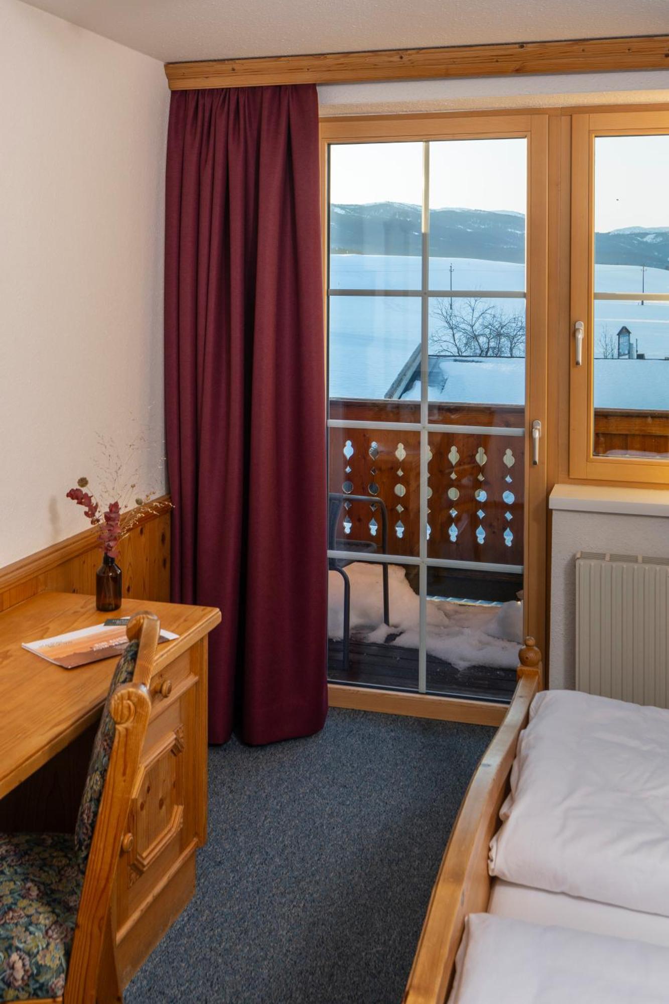 Wander- Und Wellnesshotel Kanzler Bad Mitterndorf Exterior photo