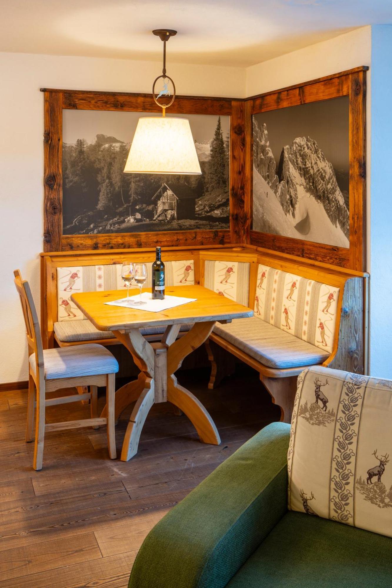 Wander- Und Wellnesshotel Kanzler Bad Mitterndorf Exterior photo